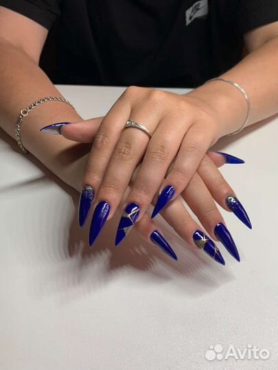Наращивание ногтей,педикюр