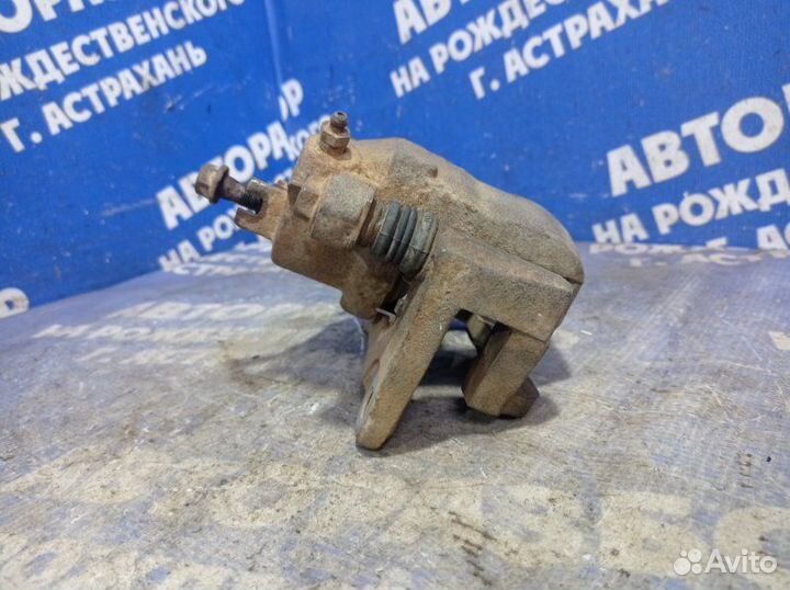 Передний правый суппорт Chery Qq6 седан SQR472F