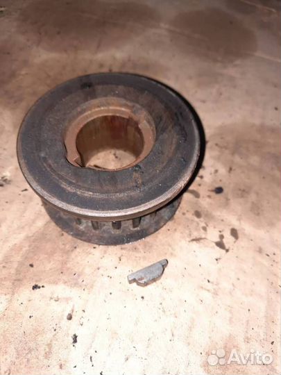 Шестерня (звездочка) коленвала Peugeot 107 2006