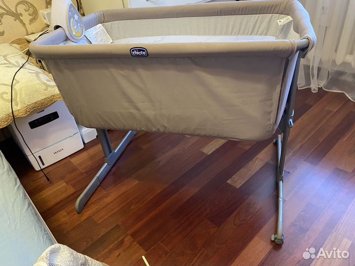 Кроватка chicco next2me