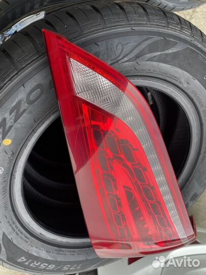 Фонарь правый задний audi q5 дорест