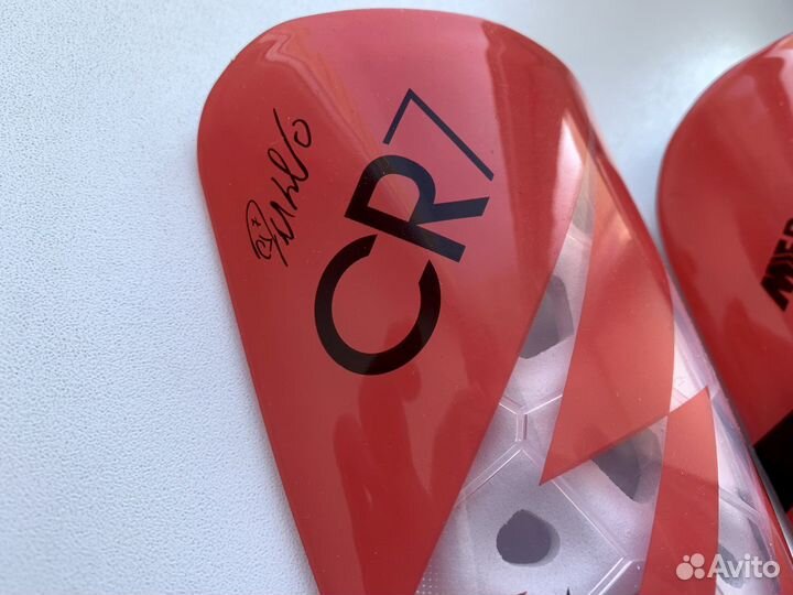 Футбольные щитки Nike Mercurial CR7 23