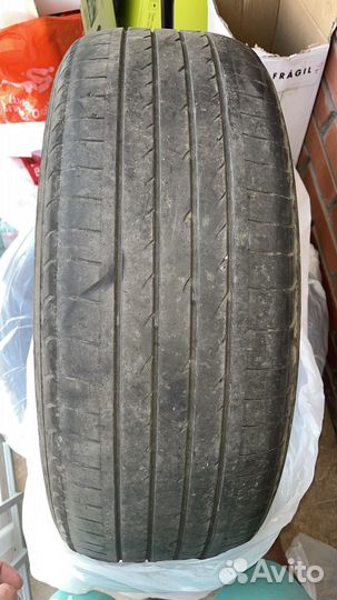 Yokohama Advan Sport V102 235/55 R20 102V