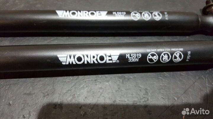 Амортизаторы крышки багажника Subaru Impreza Wrx