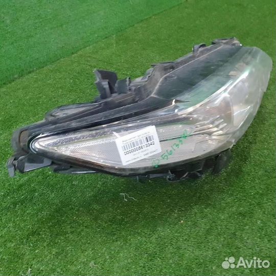 Фара правая Тойота Камри 70 (2020-Н.В.)