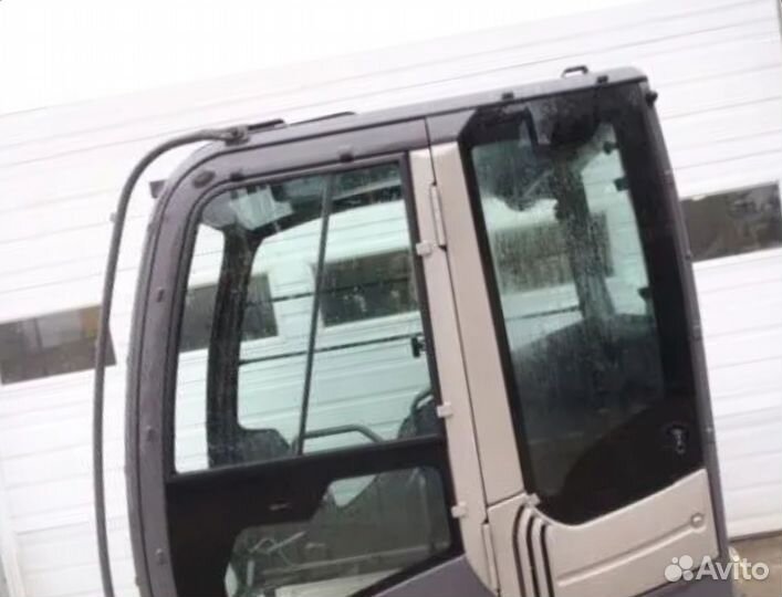 Лобовые стекла Hitachi zx300lc-5A