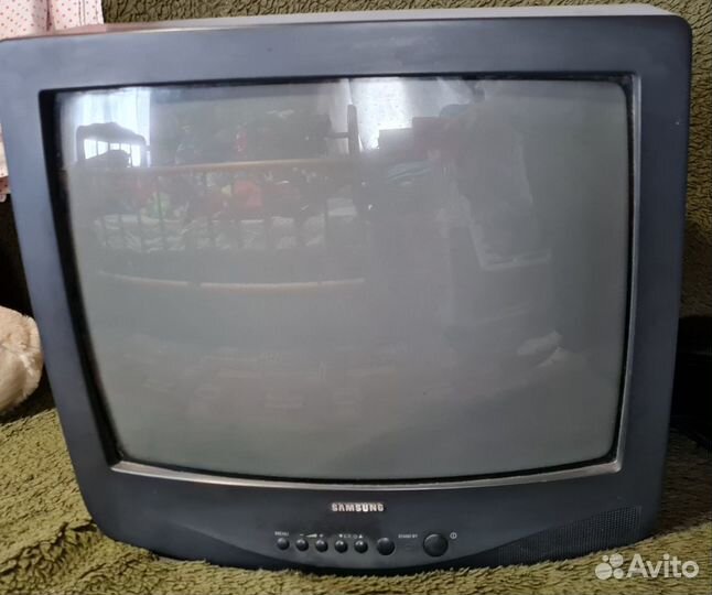 Телевизор samsung