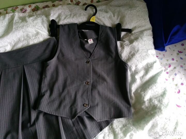 Новый школьный комплект 40-42