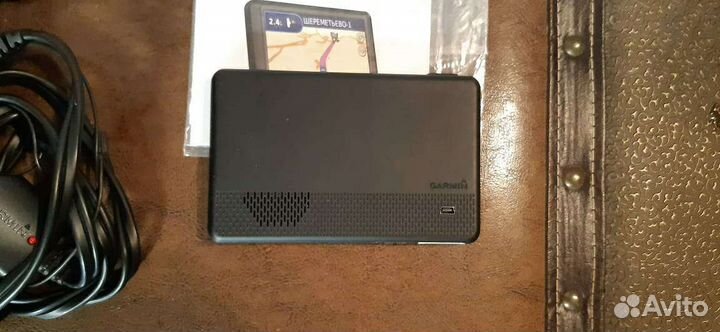 Навигатор Garmin Nuvi 1400