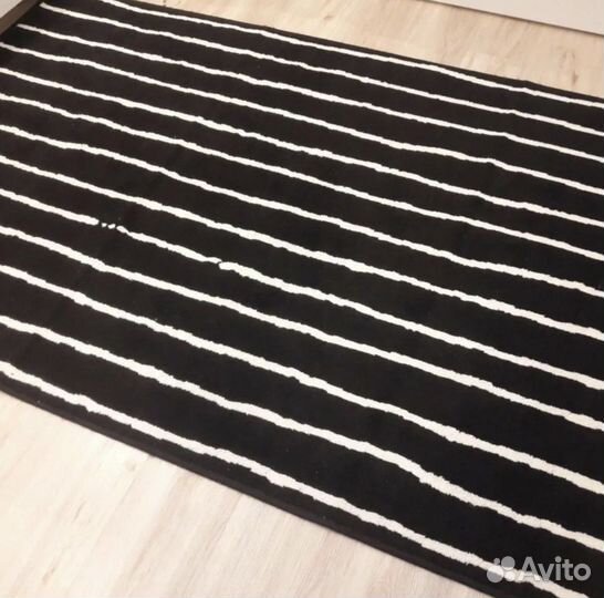 Икеа гёрлёсе Ковер черный 133x195 см
