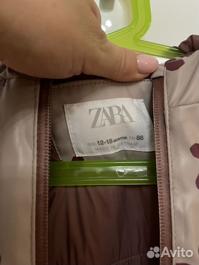 Курточка zara для девочки