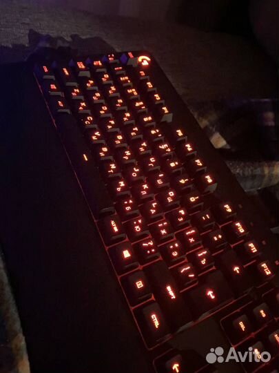 Игровая клавиатура Logitech g213