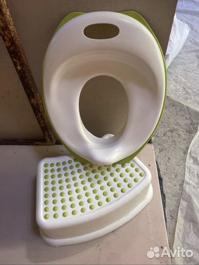 Подставка и круг на унитаз