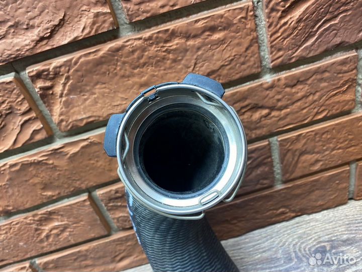 Патрубок интеркулера Volvo XC90 XC60 V90 S90 S60