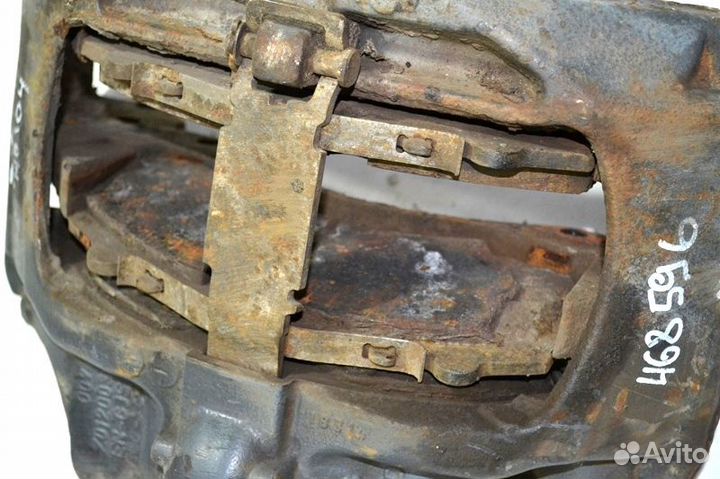 Суппорт ведущего моста, левый mercedes-benz Actros