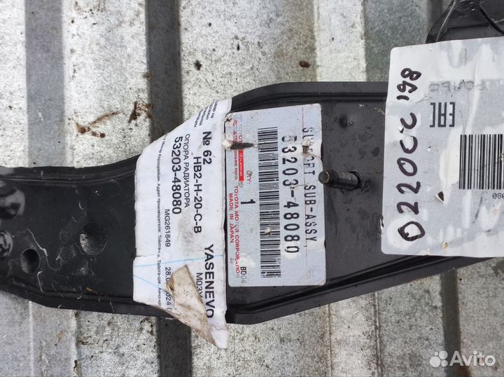 Левая часть передней панели Lexus RX3 оригинал