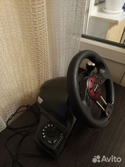 Игровой руль с педалями для пк