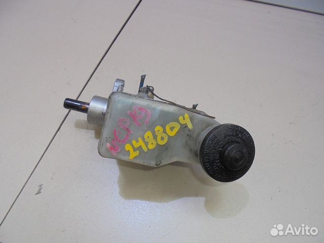 Главный тормозной цилиндр toyota NCP19