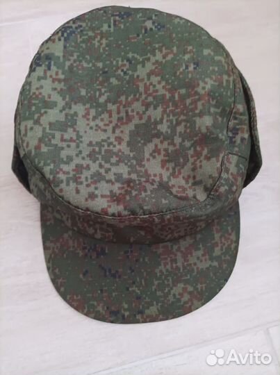 Кепки военные б/у в отличном состоянии