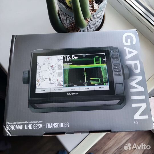 Garmin echomap UHD 92SV с датчиком