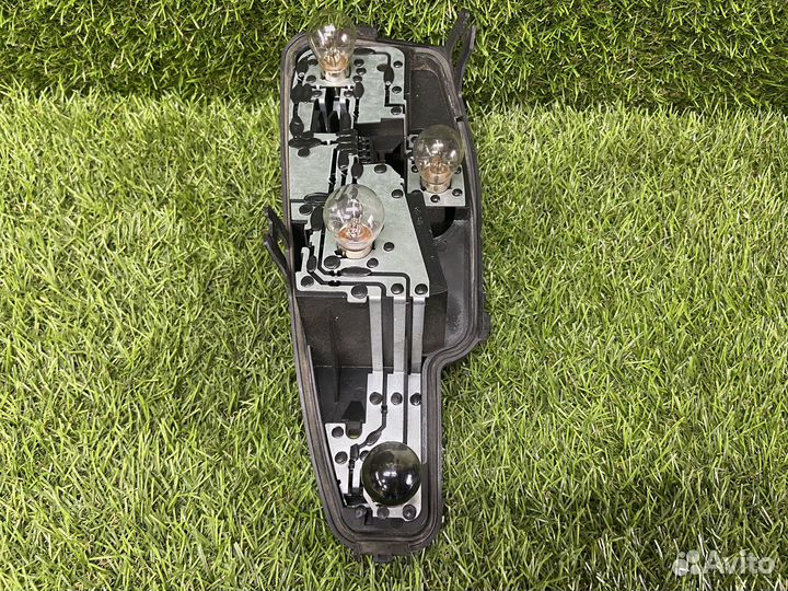 Плата заднего левого фонаря Peugeot 308 SW