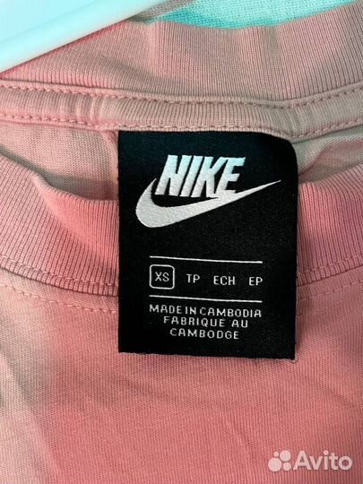 Спортивный топ nike