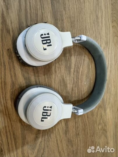 Наушники jbl e55bt бу