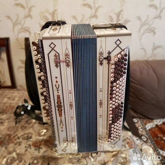 Баян мастеровой и аккордеон Firotti