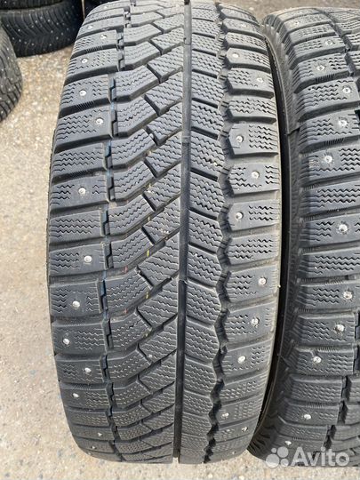 Viatti Brina Nordico V-522 215/60 R16 95T