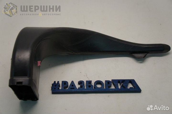 Воздуховод отопителя RH (обогрев ног) Discovery 3