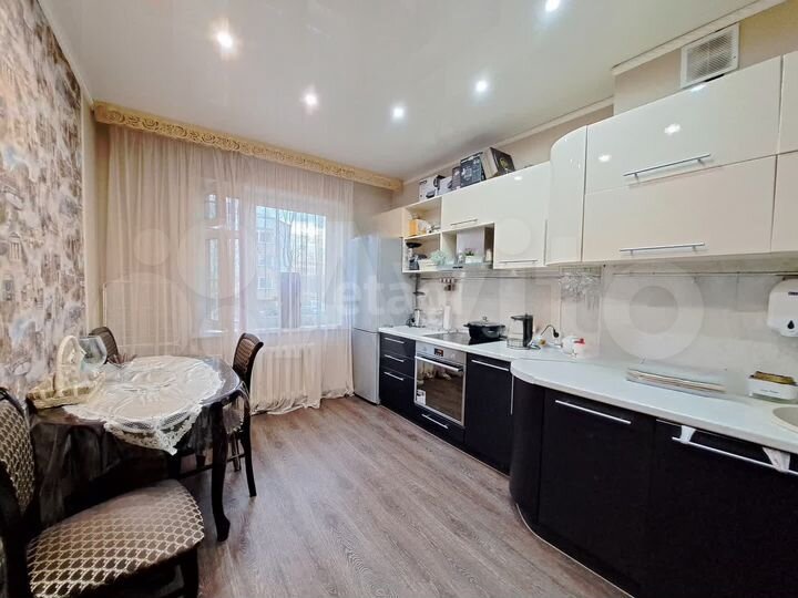 1-к. квартира, 42,9 м², 1/3 эт.