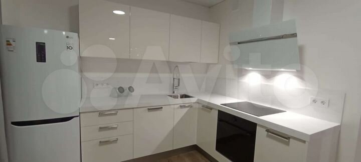 3-к. квартира, 91 м², 1/17 эт.