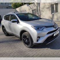 Toyota RAV4 2.0 CVT, 2017, 69 700 км, с пробегом, цена 2 850 000 руб.