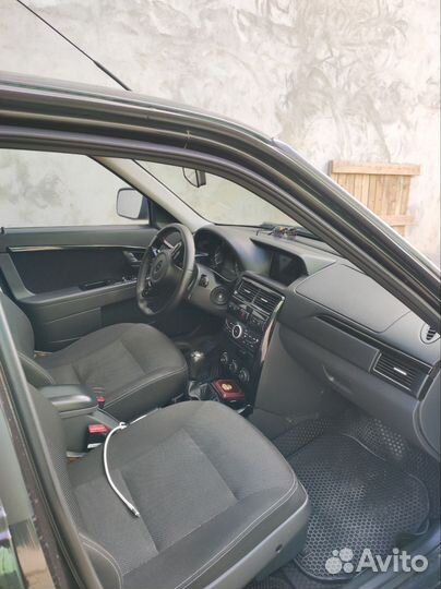 LADA Priora 1.6 МТ, 2018, 165 000 км