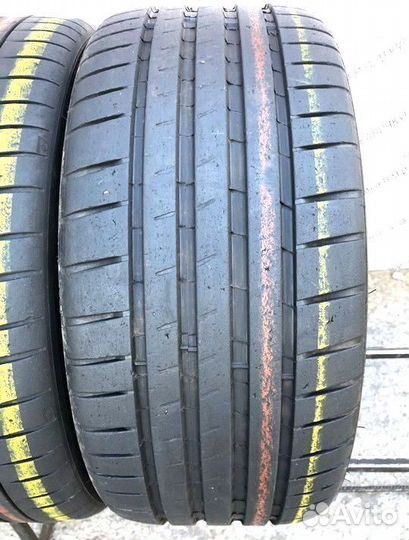 Michelin Pilot Sport 4 245/35 R20 95Y