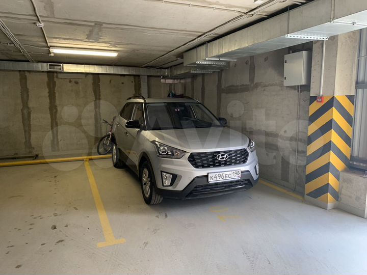 Машиноместо, 18 м²