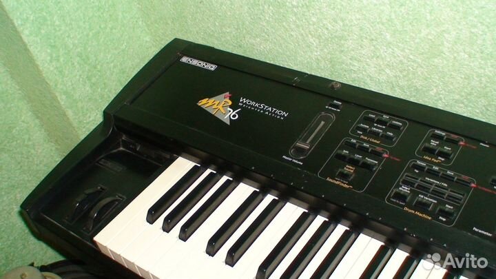 Ensoniq MR-76