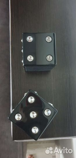 Кубики интерьерные, статуэтки