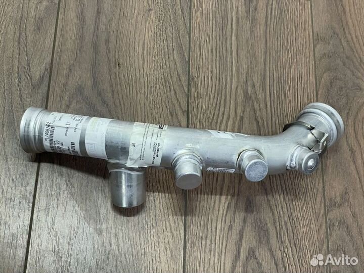 Патрубок интеркулера Mercedes GLS GLE A6420908937