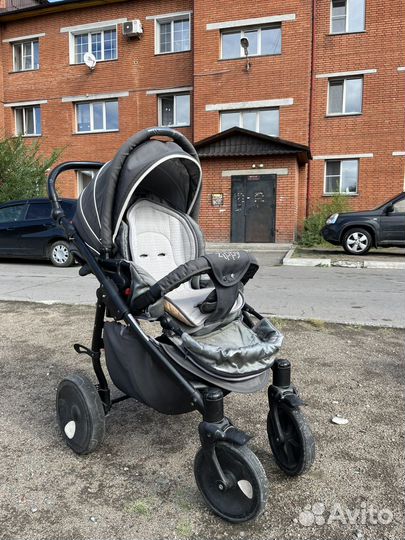 Коляска 3 в 1 Tuttis Zippy