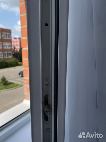 Окно пластиковое трехстворчатое бу