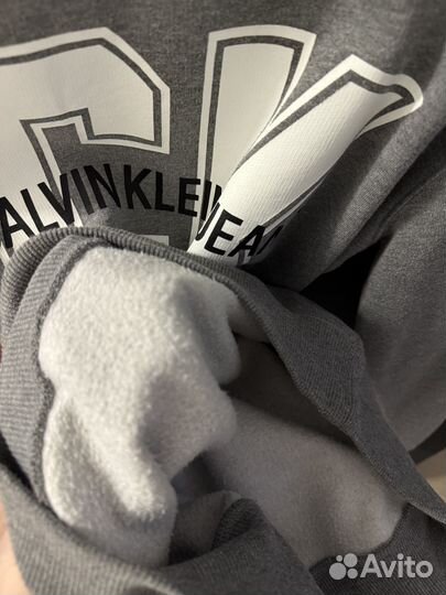 Свитшоты Calvin Klein jeans