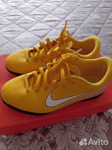 Детские футбольные бутсы 32 размер