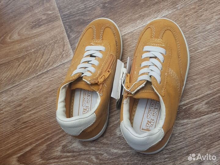 Кроссовки детские