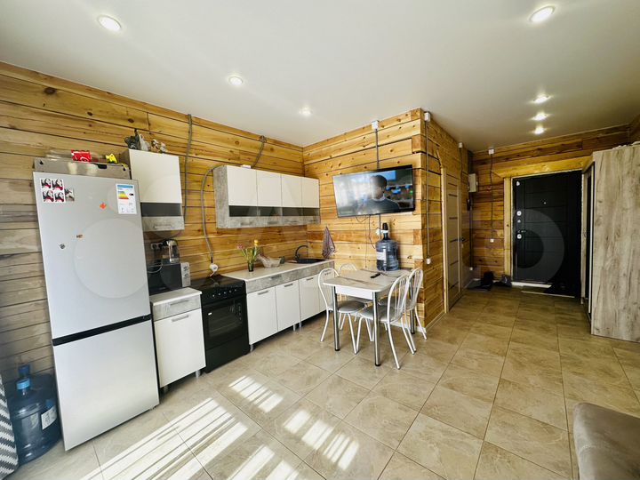 Коттедж 106 м² на участке 6 сот.