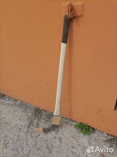 Клюшки хоккейные