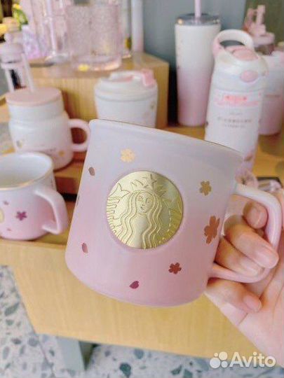 Кружки и стаканы Starbucks розовые