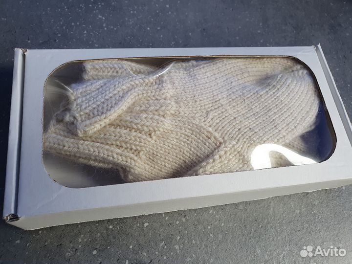 Комплект носочки и варежки детские, новые, шерсть