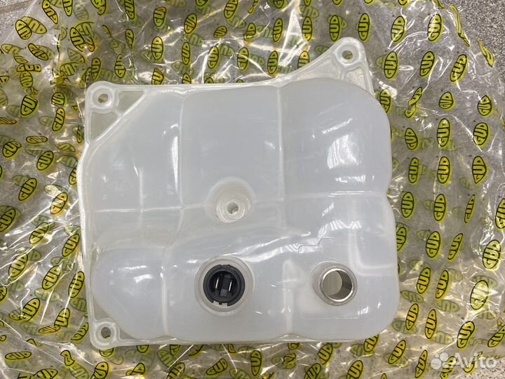 Расширительный бачок audi 100 a6 45 кузов