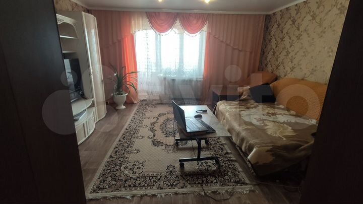 3-к. квартира, 100 м², 4/5 эт.